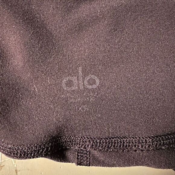 Alo Black Leggings High Rise Sheer Mesh Legs Pin Tuck Size XS Inseam 28" - Picture 12 of 12